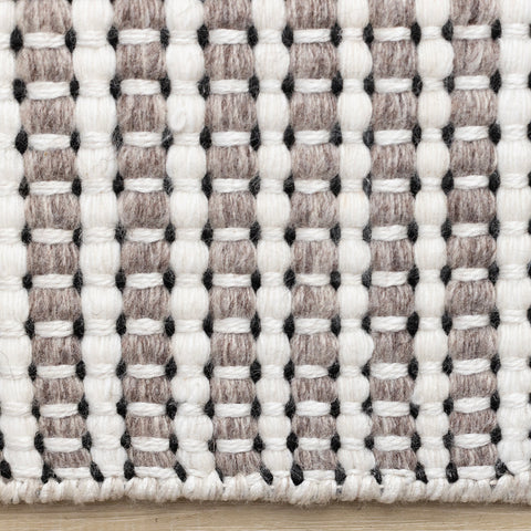 Aspen Woven Rug - Taupe & Black side detail