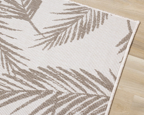 Bristol Reversible Indoor / Outdoor Rug - Feather Motif corner