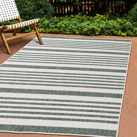Bristol Reversible Indoor / Outdoor Rug - Stripes in outdoor setting