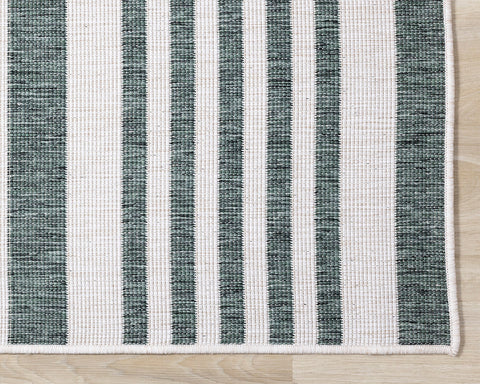 Bristol Reversible Indoor / Outdoor Rug - Stripes corner detail