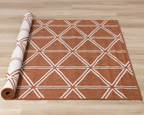 Bristol Reversible Indoor / Outdoor Rug - Rust roll on floor