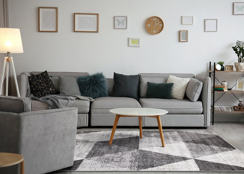 Focus Rug - Grey Faded Triangles in living room setting