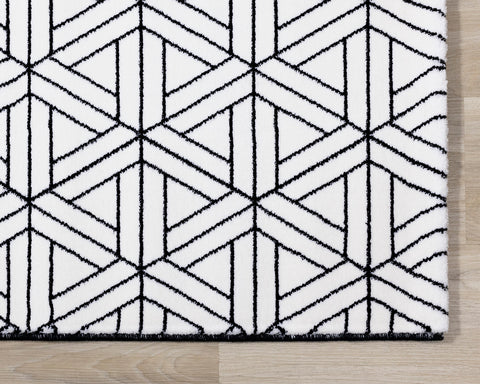  Ice Rug - White & Black Interlocking corner