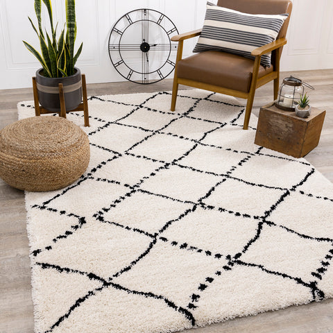  Maroq Shag Rug - Black & White Diamonds in living room setting