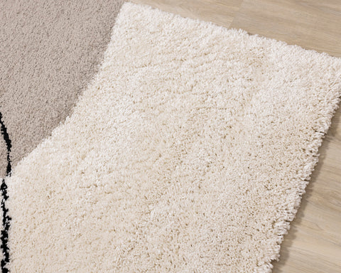 Maroq Shag Rug - Cream & Taupe Vines corner