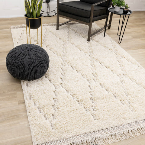 Novato Rug - Diamond in living room setting