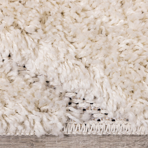 Novato Rug - Waves side detail