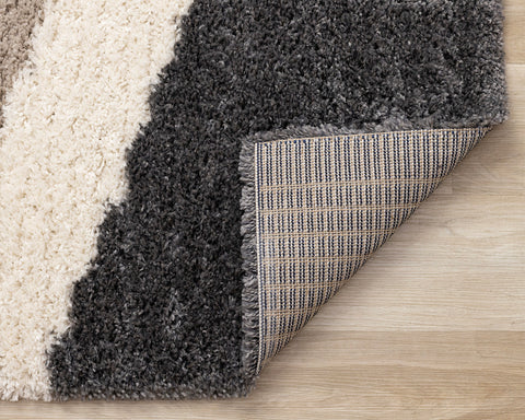 Rondo Rug - Zig Zag corner flipped to show underside