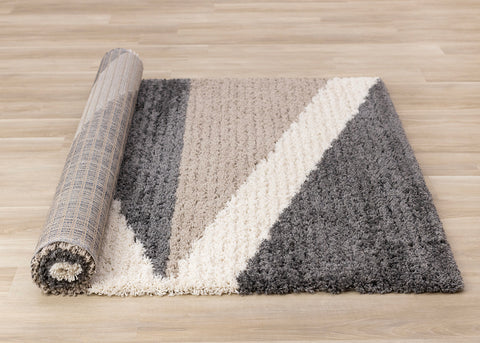 Rondo Rug - Zig Zag roll on floor