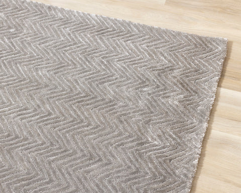 Royal Natural Wool Rug - Grey Chevron corner