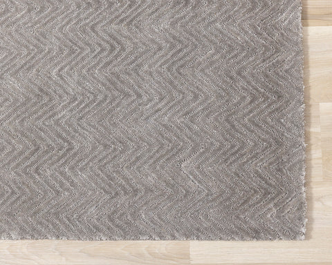 Royal Natural Wool Rug - Grey Chevron corner detail