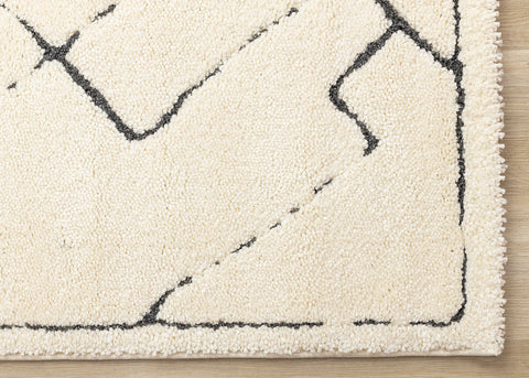 Talia Rug - White Broken Lattice corner detail